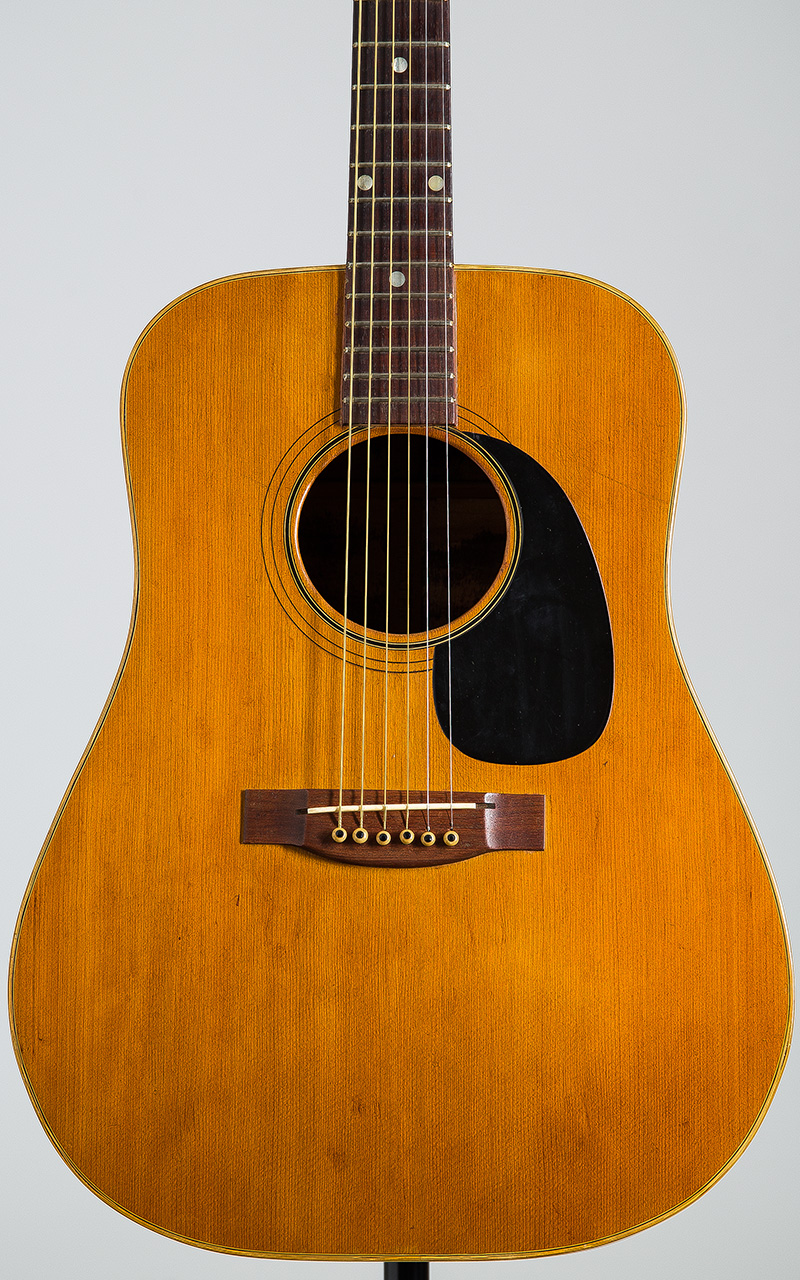 Master Dreadnought Type Acoustic Guitar 3