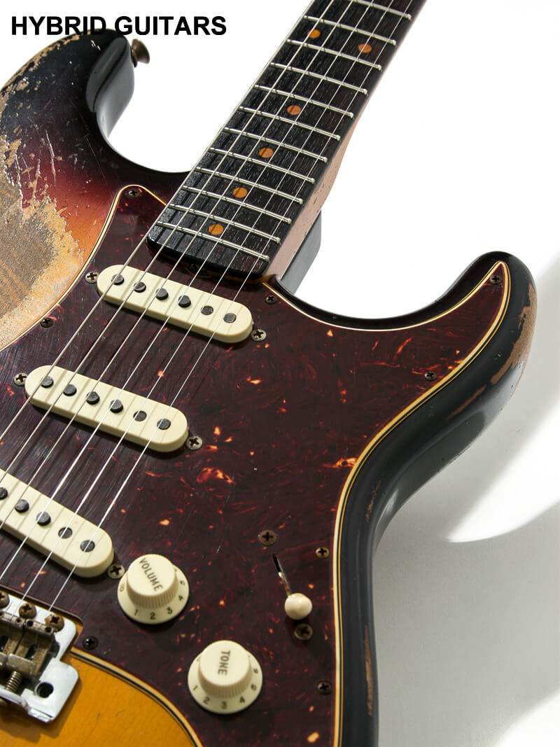 Fender Custom Shop 2022 Custom Collection Limited Edition Roasted 1961 Stratocaster Super Heavy Relic Aged 3 Color Sunburst  9